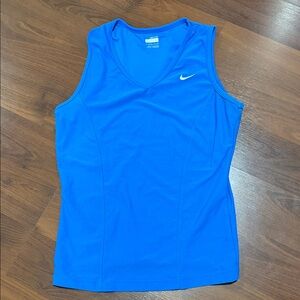 Vintage Nike Women's Vibrant Blue Tank Top